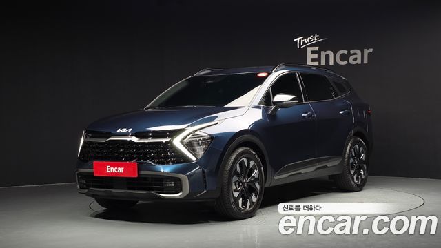 Kia Sportage (V) Gasoline 1.6 Turbo 2WD Signature Gravity 2023 — фото 1