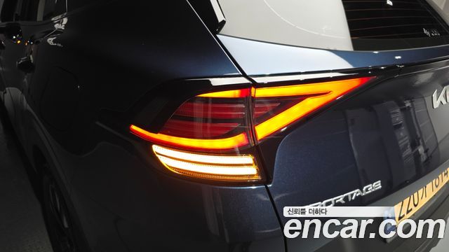 Kia Sportage (V) Gasoline 1.6 Turbo 2WD Signature Gravity 2023 — фото 23