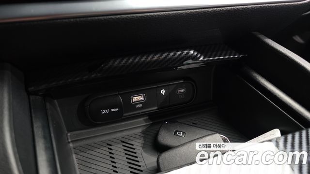 Kia Sportage (V) Gasoline 1.6 Turbo 2WD Signature Gravity 2023 — фото 31