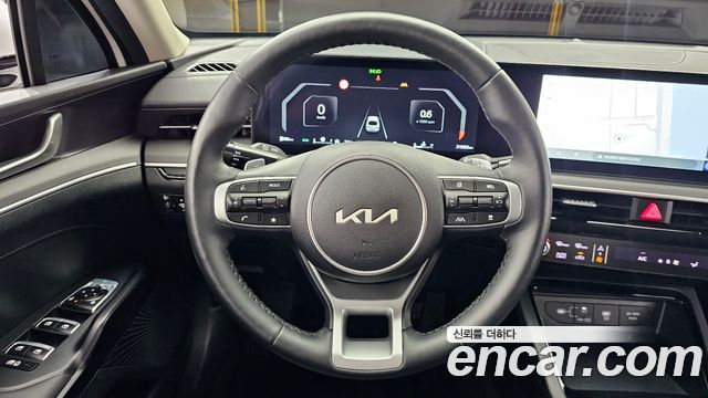 Kia K5 (III) 2.0 Prestige 2025 — фото 13