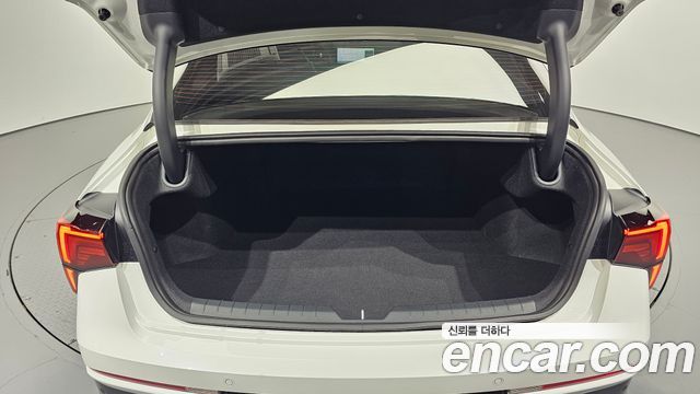 Kia K5 (III) 2.0 Prestige 2025 — фото 20