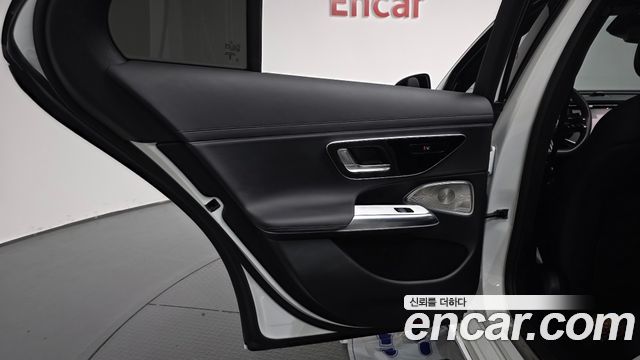 Mercedes-Benz E-Class (W214) E300 4MATIC AMG Line 2025 — фото 25