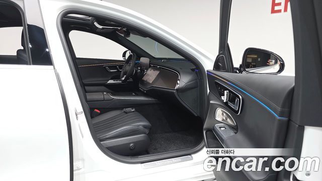 Mercedes-Benz E-Class (W214) E300 4MATIC AMG Line 2025 — фото 26