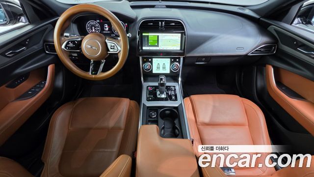 Jaguar XE D180 R-Dynamic S 2020 — фото 7