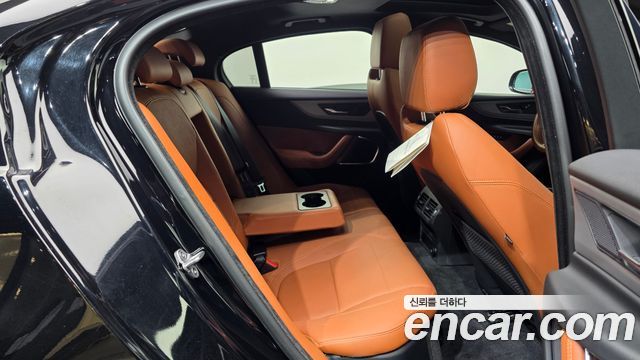 Jaguar XE D180 R-Dynamic S 2020 — фото 16