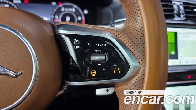 Jaguar XE D180 R-Dynamic S 2020 — фото 40