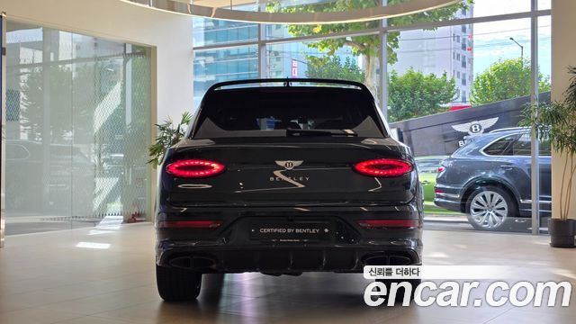 Bentley Bentayga 4.0 V8 S 2024 — фото 5