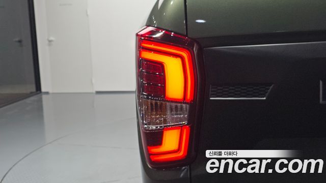 KG Mobility (SsangYong) Rexton Sports Khan Diesel 2.2 2WD Prestige 2021 — фото 23