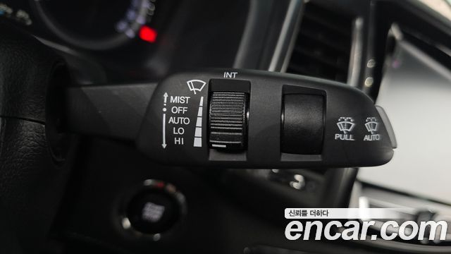 KG Mobility (SsangYong) Rexton Sports Khan Diesel 2.2 2WD Prestige 2021 — фото 28