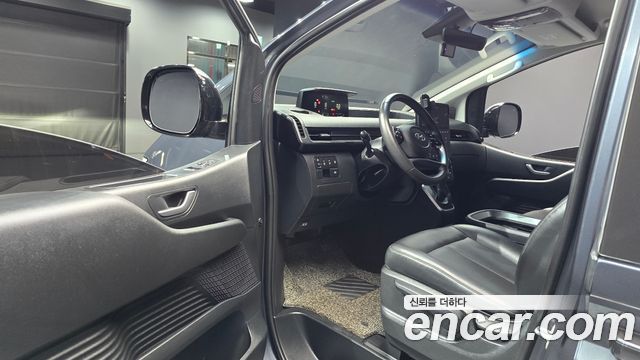 Hyundai Staria Cargo 5-Seater Modern 2022 — фото 10