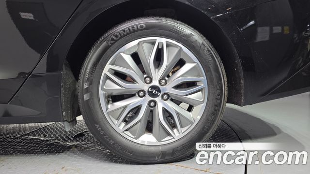 Kia K5 Hybrid (III) Noblesse 2023 — фото 21