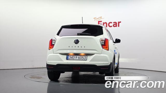 KG Mobility (SsangYong) Very New Tivoli Gasoline 1.5 2WD V3 2022 — фото 4