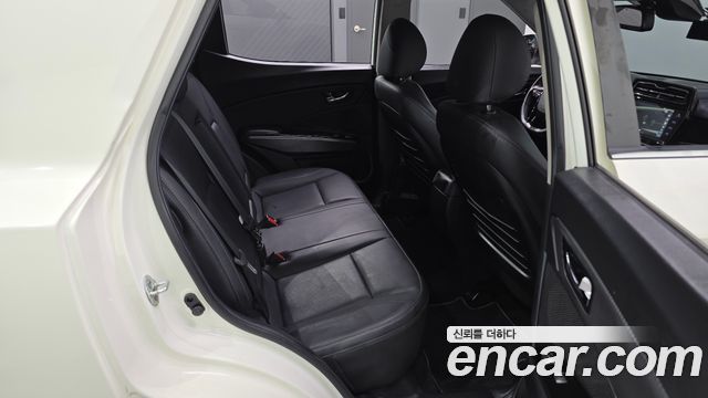 KG Mobility (SsangYong) Very New Tivoli Gasoline 1.5 2WD V3 2022 — фото 11