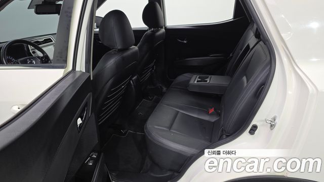 KG Mobility (SsangYong) Very New Tivoli Gasoline 1.5 2WD V3 2022 — фото 12