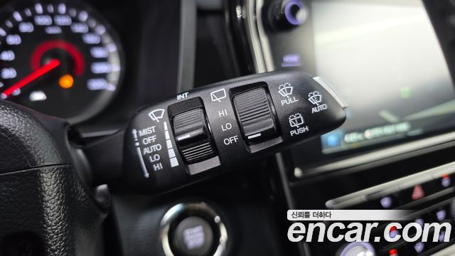 KG Mobility (SsangYong) Very New Tivoli Gasoline 1.5 2WD V3 2022 — фото 20