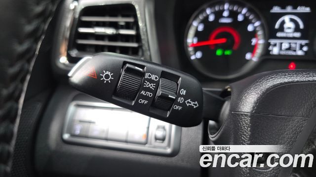 KG Mobility (SsangYong) Very New Tivoli Gasoline 1.5 2WD V3 2022 — фото 28