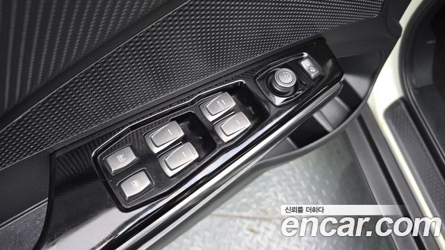 KG Mobility (SsangYong) Very New Tivoli Gasoline 1.5 2WD V3 2022 — фото 29