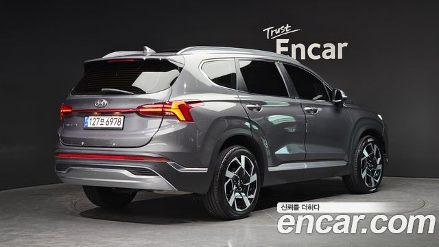 Hyundai Santa Fe Diesel 2.2 2WD Prestige 2021 — фото 2