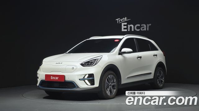 Kia Niro EV Noblesse 2022 — фото 1