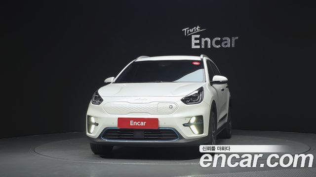 Kia Niro EV Noblesse 2022 — фото 3