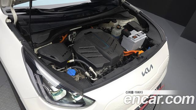 Kia Niro EV Noblesse 2022 — фото 6