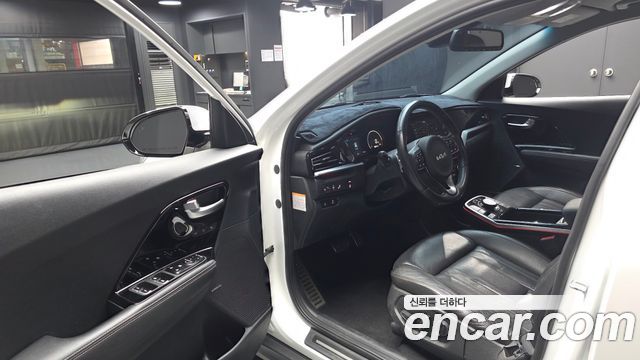 Kia Niro EV Noblesse 2022 — фото 10