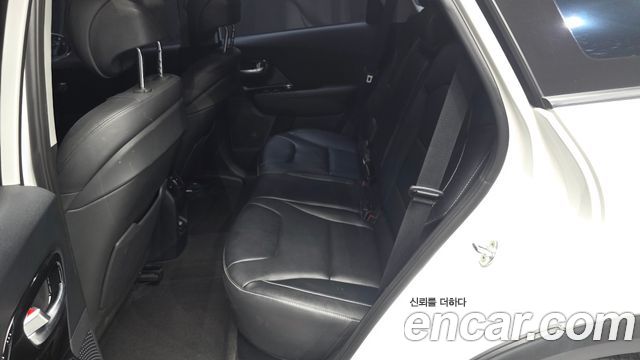 Kia Niro EV Noblesse 2022 — фото 16