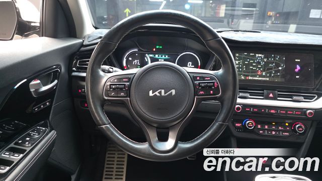 Kia Niro EV Noblesse 2022 — фото 17