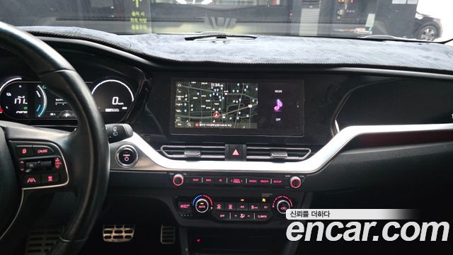 Kia Niro EV Noblesse 2022 — фото 18