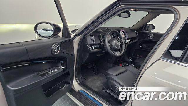 MINI Cooper Countryman Classic 2nd 2023 — фото 10