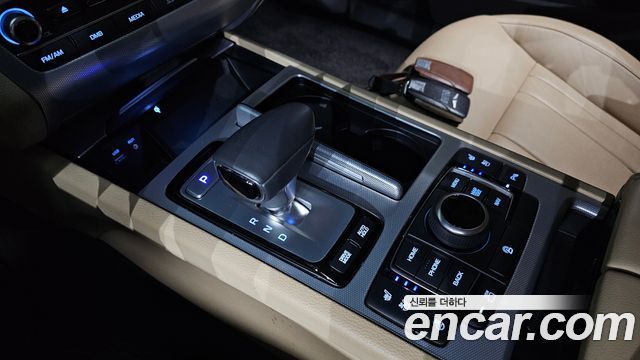 Genesis G80 3.3 GDI AWD Premium Luxury 2017 — фото 9