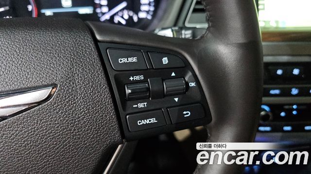 Genesis G80 3.3 GDI AWD Premium Luxury 2017 — фото 16