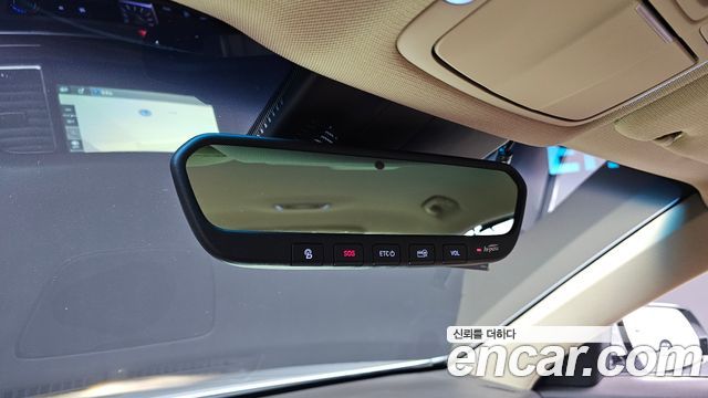 Genesis G80 3.3 GDI AWD Premium Luxury 2017 — фото 19