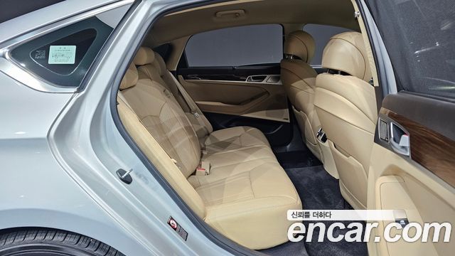 Genesis G80 3.3 GDI AWD Premium Luxury 2017 — фото 30