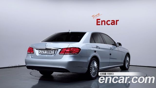 Mercedes-Benz E-Class (W212) E300 Elegance 2014 — фото 2