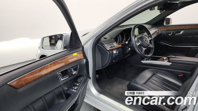 Mercedes-Benz E-Class (W212) E300 Elegance 2014 — фото 10
