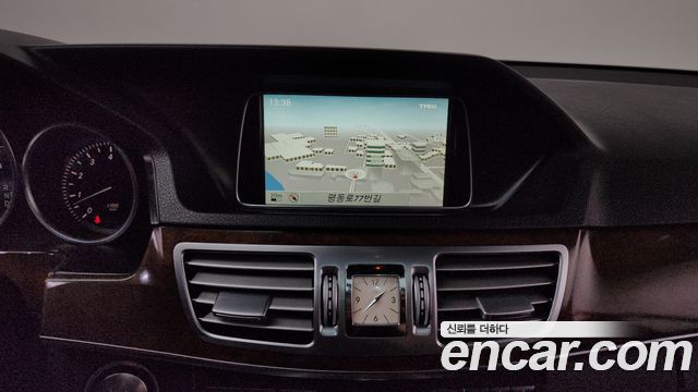 Mercedes-Benz E-Class (W212) E300 Elegance 2014 — фото 13