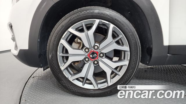 Kia Seltos Gasoline 1.6 Turbo 2WD Noblesse 2020 — фото 5
