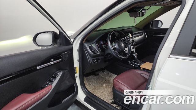 Kia Seltos Gasoline 1.6 Turbo 2WD Noblesse 2020 — фото 10