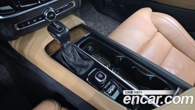 Volvo S90 D5 AWD Inscription 2018 — фото 9