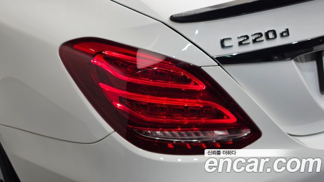 Mercedes-Benz C-Class (W205) C220 d Avantgarde 2018 — фото 23