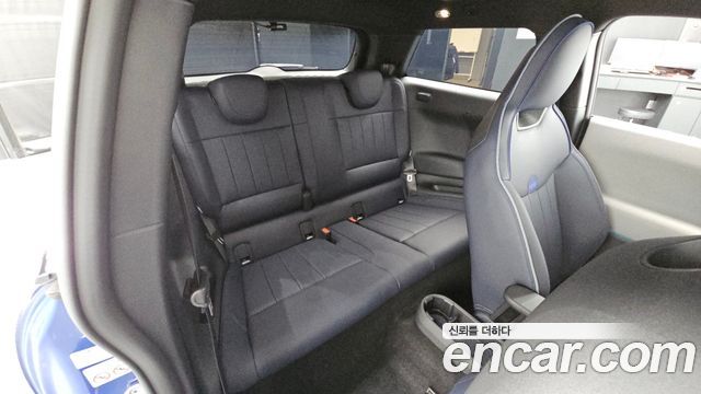 MINI Cooper Electric (IV) SE Favoured 2024 — фото 12