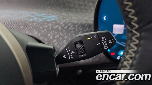 MINI Cooper Electric (IV) SE Favoured 2024 — фото 18