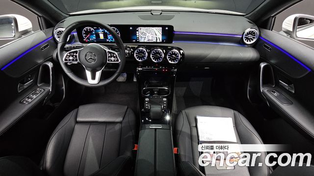 Mercedes-Benz A-Class (W177) A220 Hatchback 2022 — фото 7