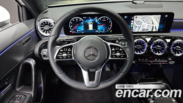 Mercedes-Benz A-Class (W177) A220 Hatchback 2022 — фото 16
