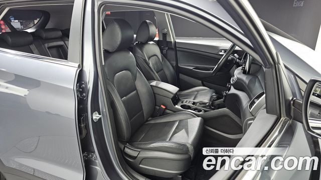 Hyundai Tucson Diesel 2.0 2WD Premium 2019 — фото 26