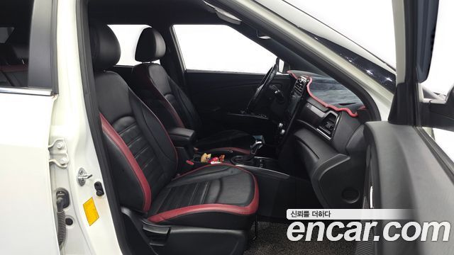 KG Mobility (SsangYong) Tivoli Air 1.5 A3 2WD 2022 — фото 26