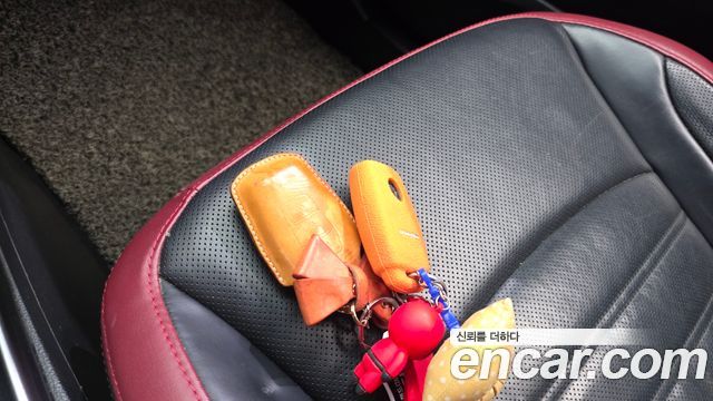 KG Mobility (SsangYong) Tivoli Air 1.5 A3 2WD 2022 — фото 31