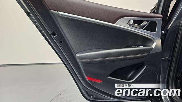 Genesis G70 2.0T Supreme 2018 — фото 25