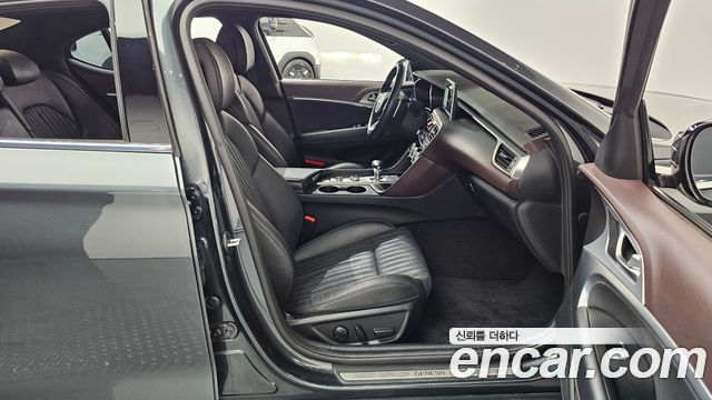 Genesis G70 2.0T Supreme 2018 — фото 26